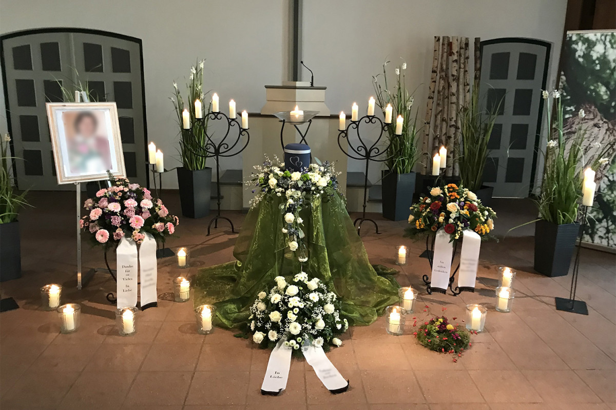 Urne Trauerfeier 02